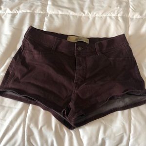 Hollister maroon shorts